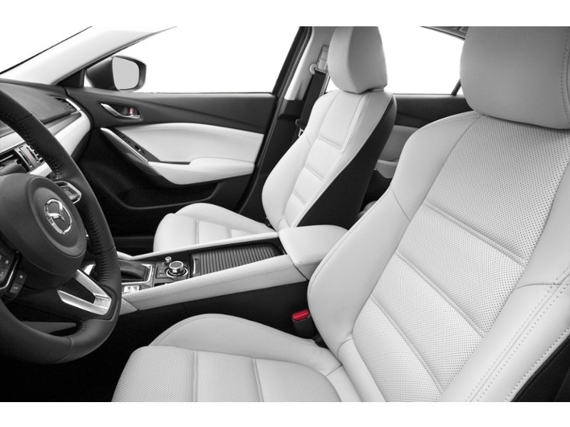 2017 Mazda Mazda6 4dr Sdn 2.5L Auto GT Interior Shot 4