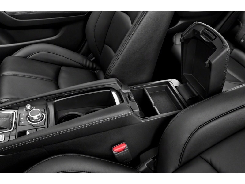 2017 Mazda Mazda3 4dr Sdn Auto SE Interior Shot 7