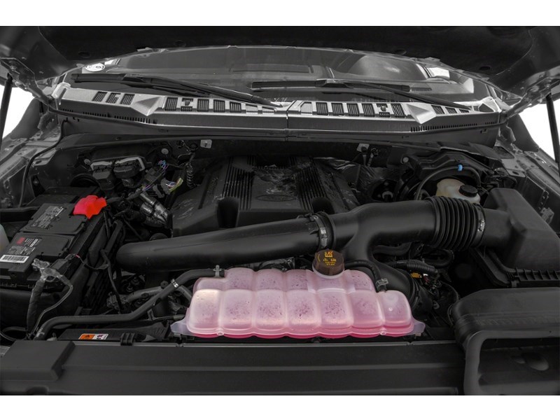 2020 Ford F-150 LARIAT 4WD SuperCrew 5.5' Box Exterior Shot 3