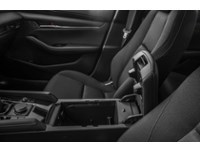 2019 Mazda Mazda3 Sport GS Auto FWD Interior Shot 7