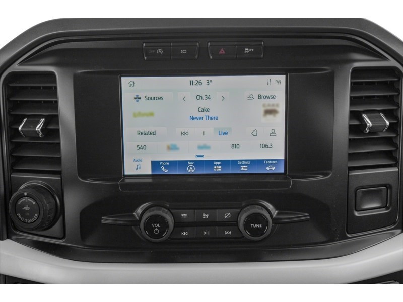 2023 Ford F-150 XLT 4WD SuperCrew 5.5' Box Interior Shot 2