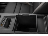 2026 Honda Prologue Touring AWD Interior Shot 7