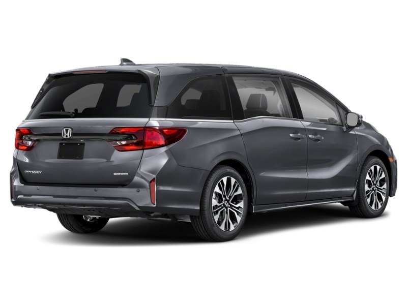 2026 Honda Odyssey Touring Auto Exterior Shot 2