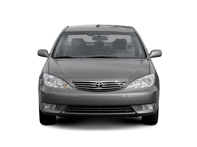 2006 Toyota Camry 4dr Sdn LE Auto Exterior Shot 6