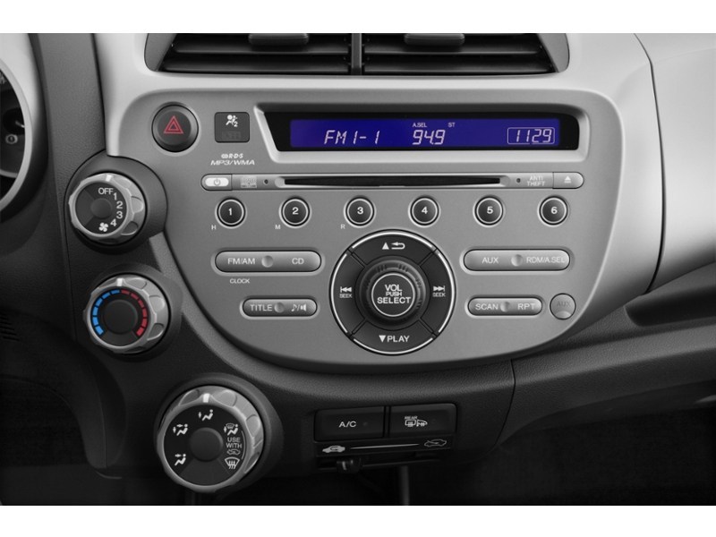 2011 Honda Fit FIT LX AUTO/SAFETY/38 SERVICES/ELDERY OWNER/DEAL Interior Shot 2