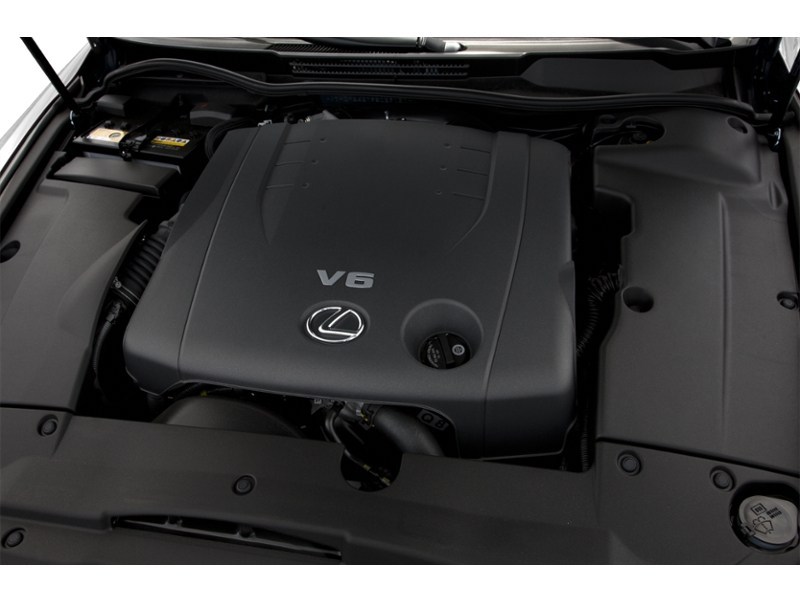 2011 Lexus IS 350 4dr Sdn AWD Exterior Shot 3