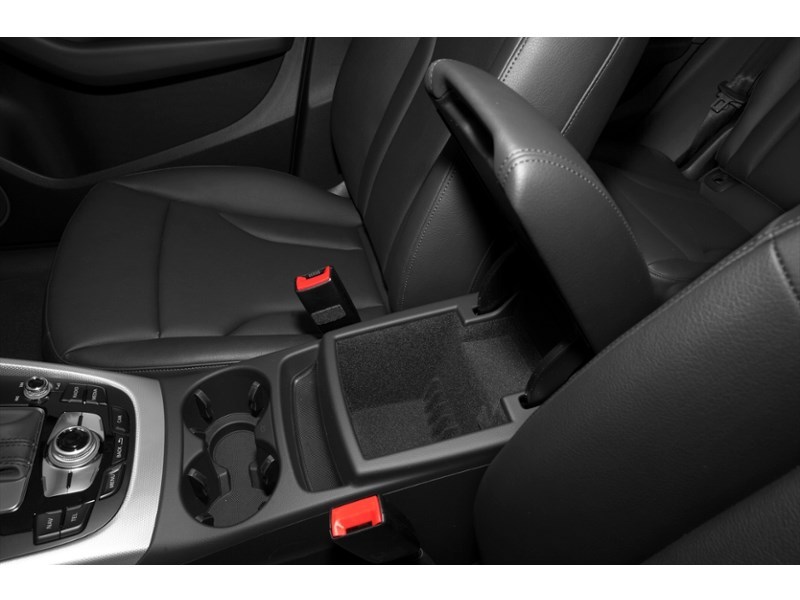 2014 Audi Q5 quattro 4dr 2.0L Technik Interior Shot 8