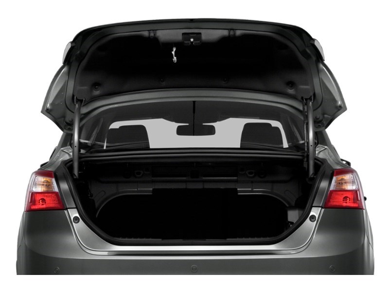 2013 Ford Focus SE | 2.0L | HTD SEATS | AUTO | A/C | KEYLESS ENT Exterior Shot 4