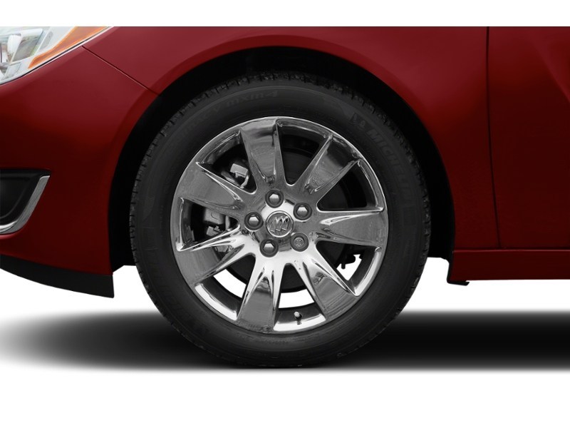 2017 Buick Regal 4dr Sdn Premium I FWD Exterior Shot 5