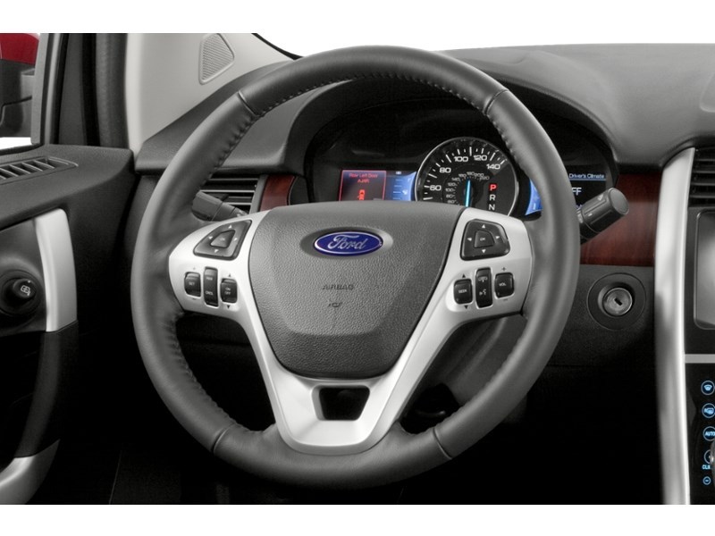 2014 Ford Edge 4dr Limited AWD Interior Shot 2