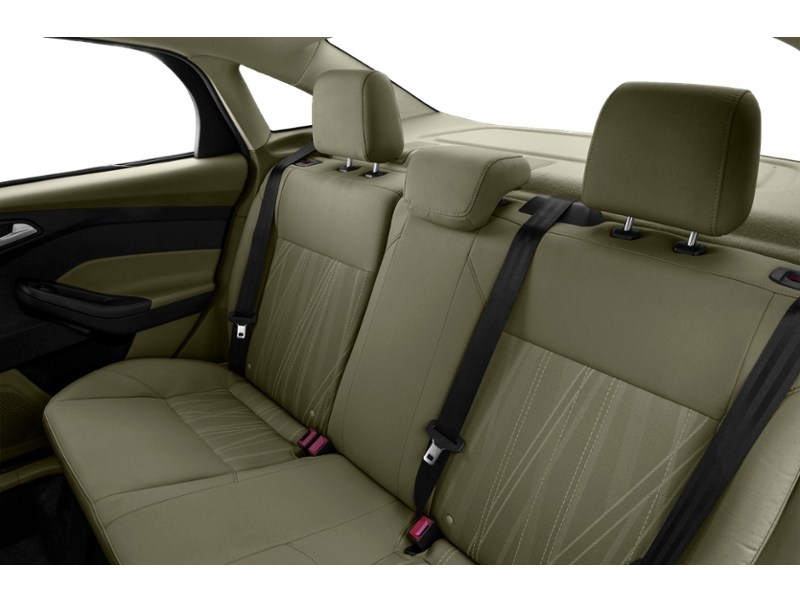 2016 Ford Focus 4dr Sdn SE Interior Shot 6