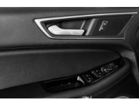 2015 Ford Edge 4dr SEL AWD Exterior Shot 14