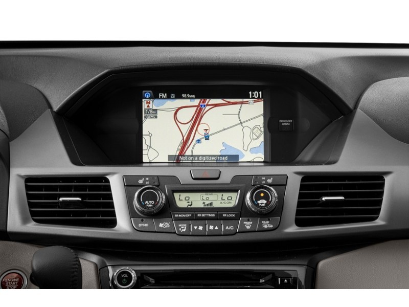 2016 Honda Odyssey 4dr Wgn Touring Interior Shot 8