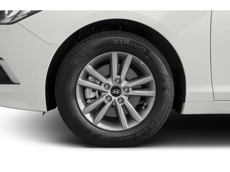 2017 Hyundai Sonata 4dr Sdn 2.4L Auto GL Exterior Shot 5