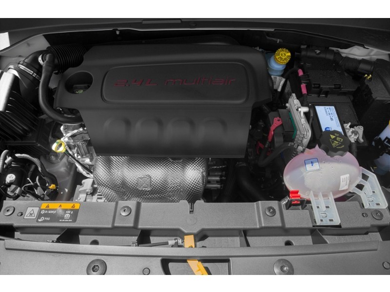 2016 Jeep Renegade 4WD 4dr Trailhawk Exterior Shot 3