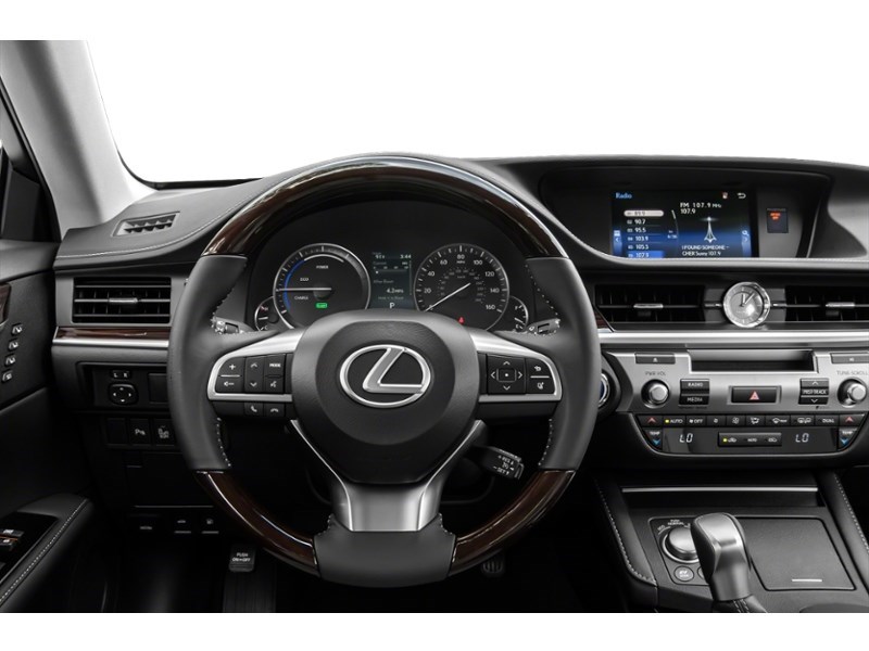 2016 Lexus ES 300h 4dr Sdn Interior Shot 3
