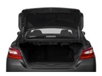 2017 Nissan Altima 4dr Sdn I4 CVT 2.5 SL Exterior Shot 4