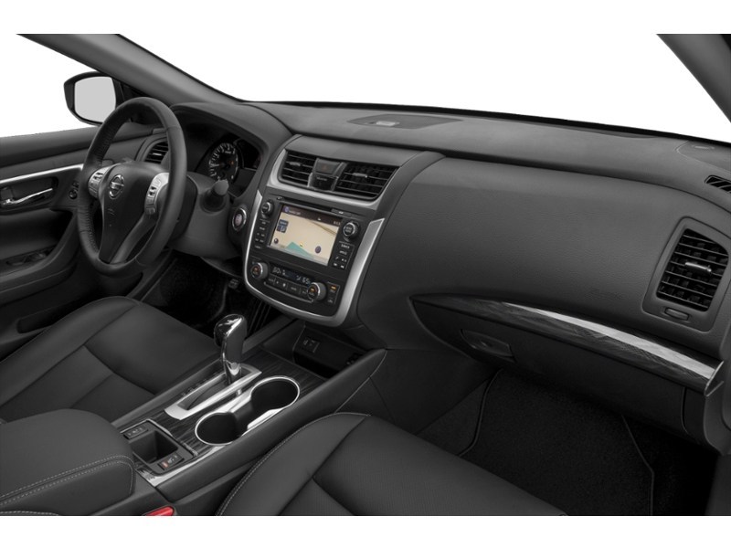 2017 Nissan Altima 4dr Sdn I4 CVT 2.5 SL Interior Shot 1