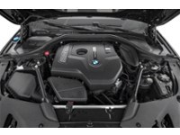 2018 BMW 5 Series 530i xDrive Sedan Exterior Shot 3