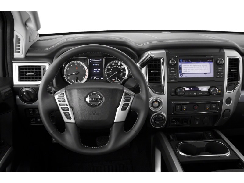 2018 Nissan Titan 4x4 Crew Cab PRO-4X Interior Shot 3