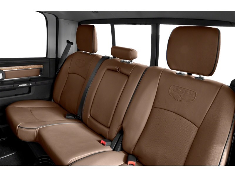 2015 RAM 1500 4WD Crew Cab 149