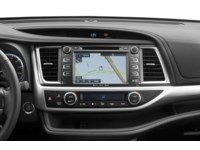 2019 Toyota Highlander AWD XLE Interior Shot 2