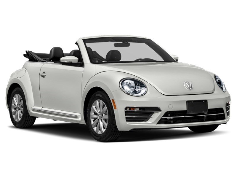 2018 Volkswagen Beetle Trendline Auto Exterior Shot 9