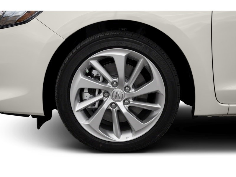 2018 Acura ILX Premium Sedan Exterior Shot 5