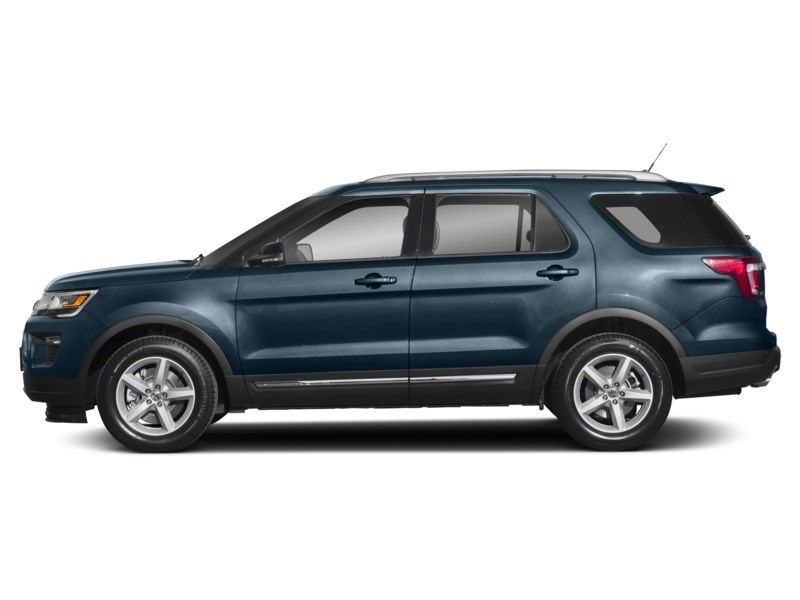 2019 Ford Explorer XLT 4WD Exterior Shot 7
