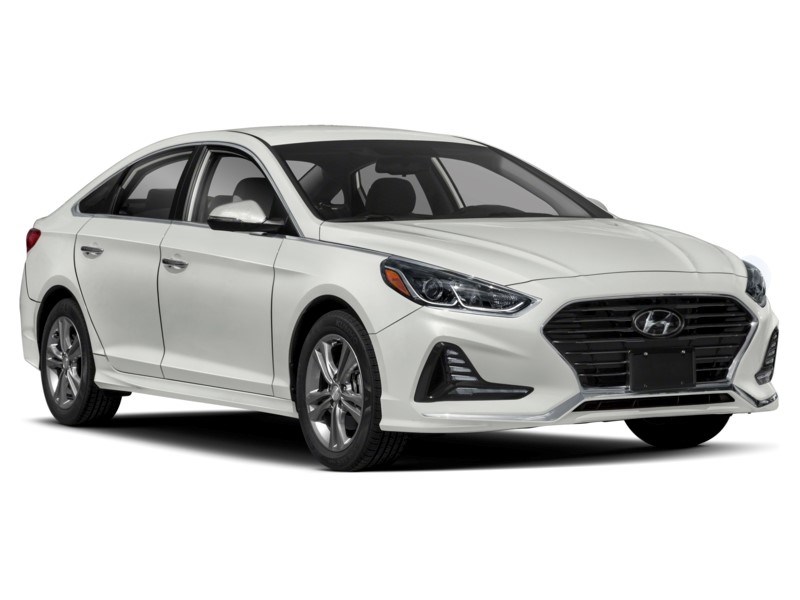 2019 Hyundai Sonata 2.4L Essential Exterior Shot 9