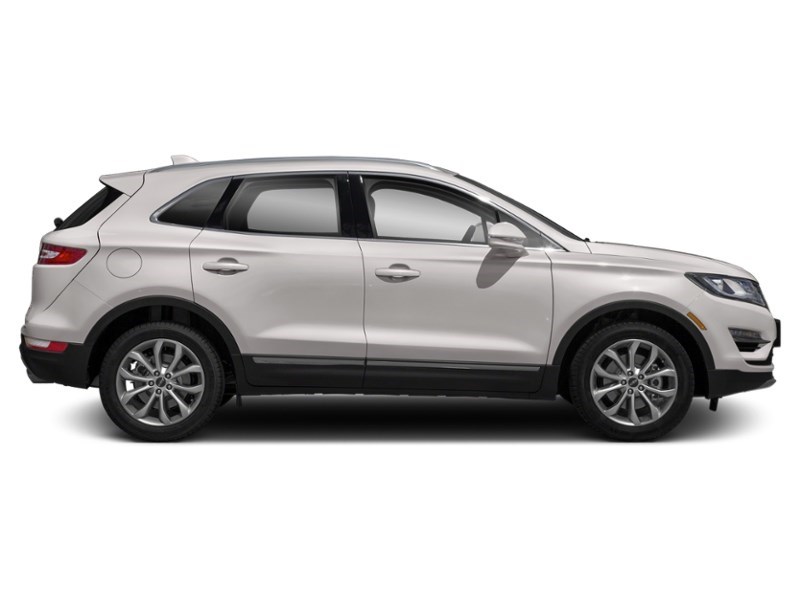 2018 Lincoln MKC AWD Reserve Exterior Shot 10