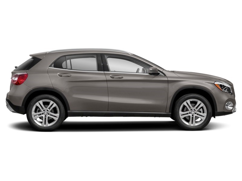 2018 Mercedes-Benz GLA 250 GLA 250 4MATIC SUV Exterior Shot 11