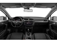 2018 Volkswagen Tiguan Trendline FWD Interior Shot 6