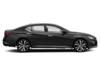 2020 Nissan Altima 2.5 Platinum Sedan Exterior Shot 10