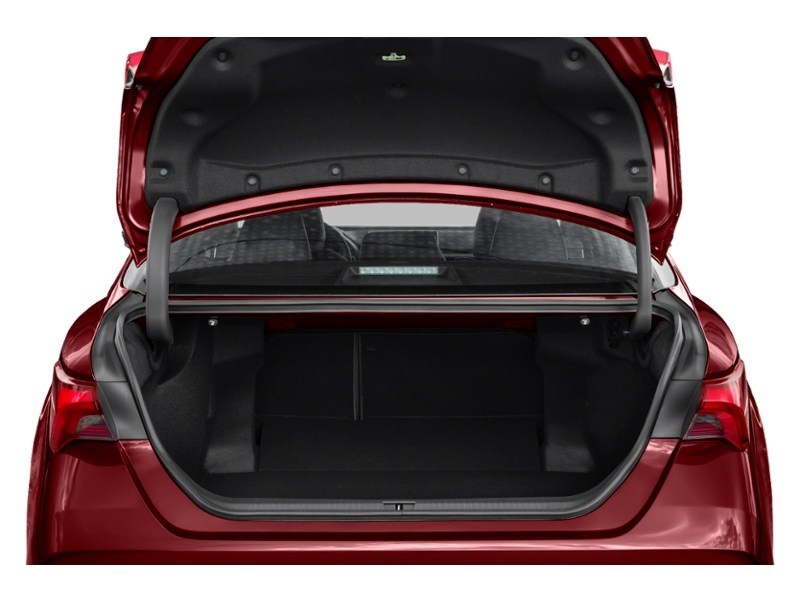 2019 Toyota Avalon XSE Auto Exterior Shot 4