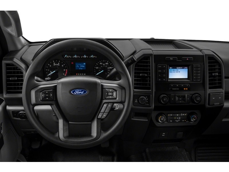 2022 Ford Super Duty F-350 SRW XL 4WD Crew Cab 6.75' Box Interior Shot 3