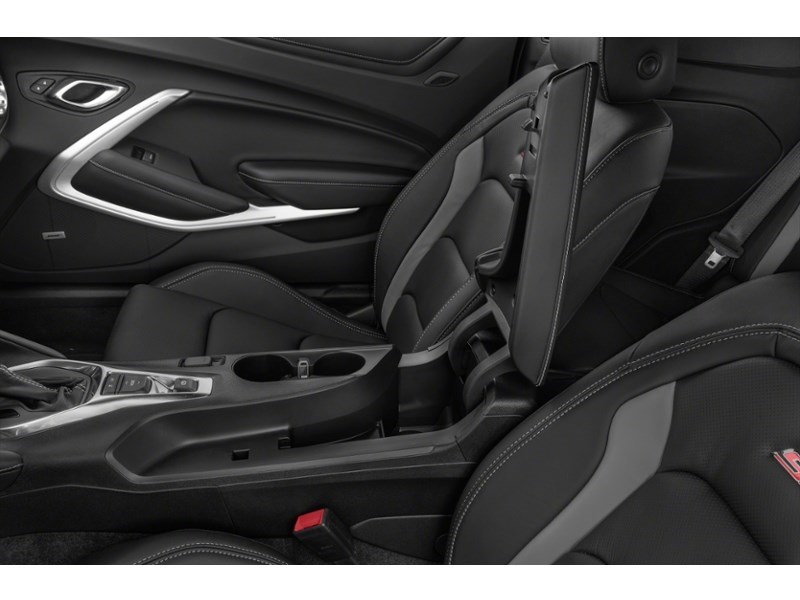 2022 Chevrolet Camaro 2dr Conv 1SS Interior Shot 7