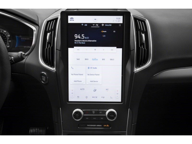 2024 Ford Edge Titanium AWD Interior Shot 2