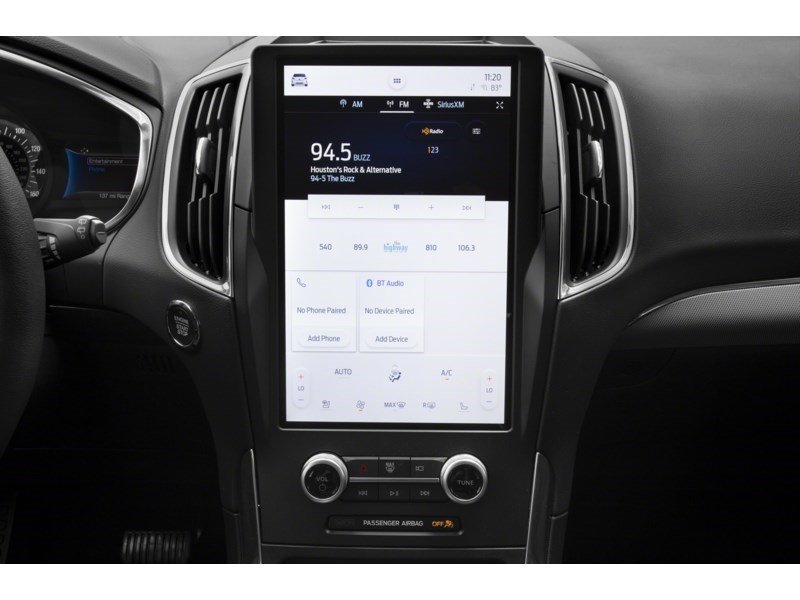 2022 Ford Edge Titanium AWD Interior Shot 2