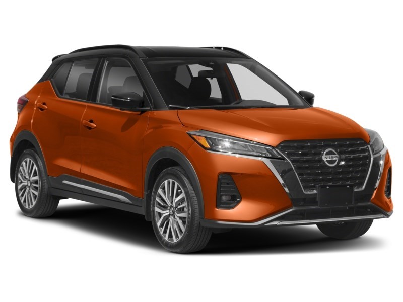 2021 Nissan Kicks SR FWD Exterior Shot 8