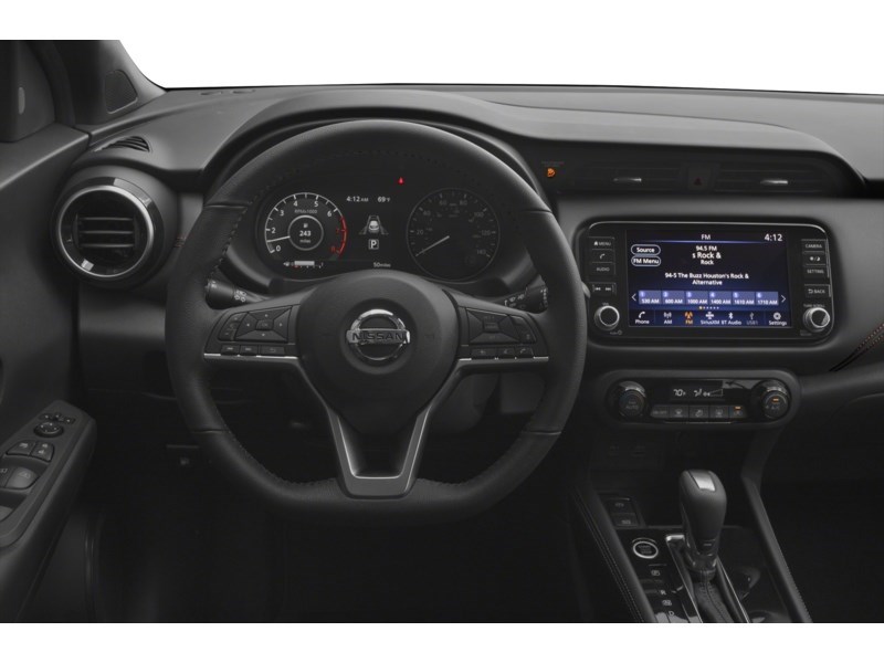 2021 Nissan Kicks SR FWD Interior Shot 3