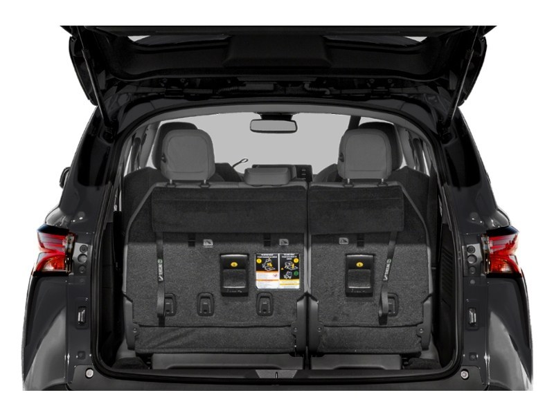 2021 Toyota Sienna LE 8-Passenger FWD Exterior Shot 4