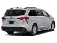 2024 Toyota Sienna XLE 8-Passenger FWD Exterior Shot 2