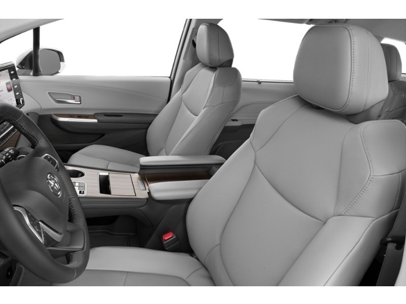 2024 Toyota Sienna XLE 8-Passenger FWD Interior Shot 4