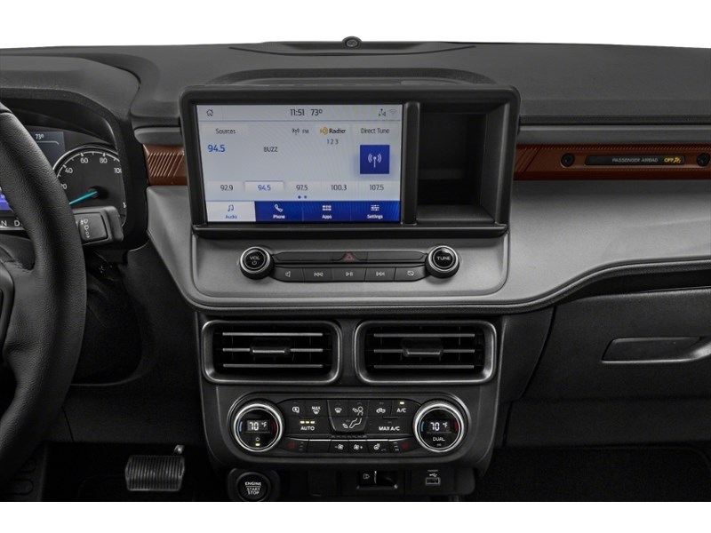 2024 Ford Maverick LARIAT AWD SuperCrew Interior Shot 2