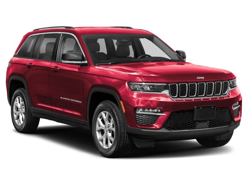 2024 Jeep Grand Cherokee Altitude 4x4 Exterior Shot 8