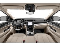 2024 Jeep Grand Cherokee Altitude 4x4 Interior Shot 6