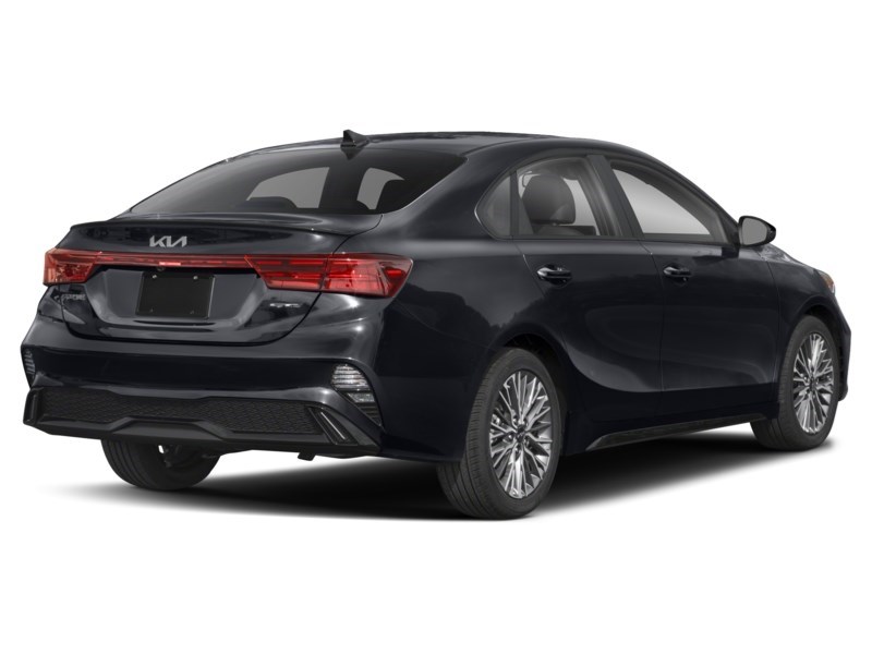 2022 Kia Forte EX+ IVT Exterior Shot 2