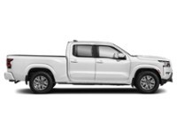 2022 Nissan Frontier Crew Cab SV Long Bed 4x4 Exterior Shot 10