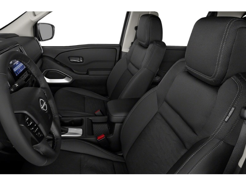 2022 Nissan Frontier Crew Cab SV Long Bed 4x4 Interior Shot 4